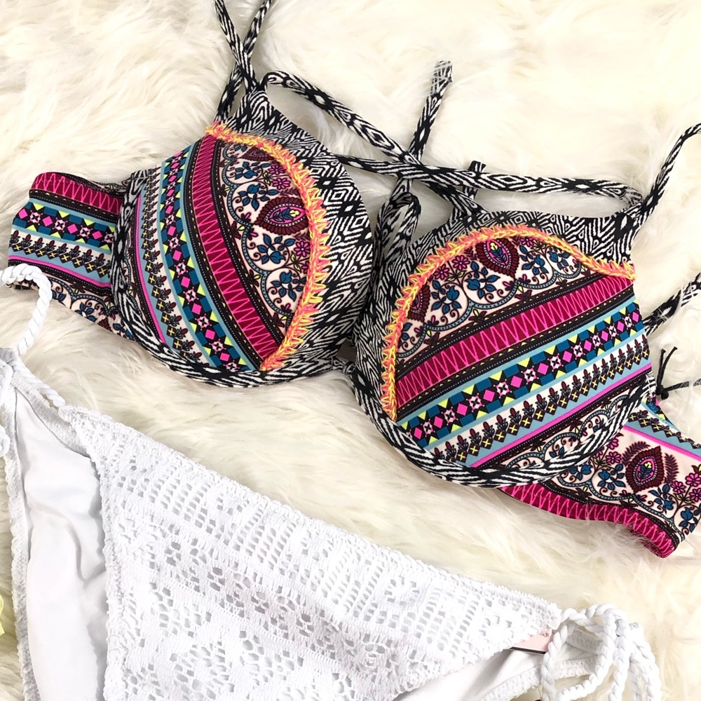 ☀️Aztec patterned swim top